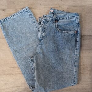 Levis Women's Low Pro Straight 30